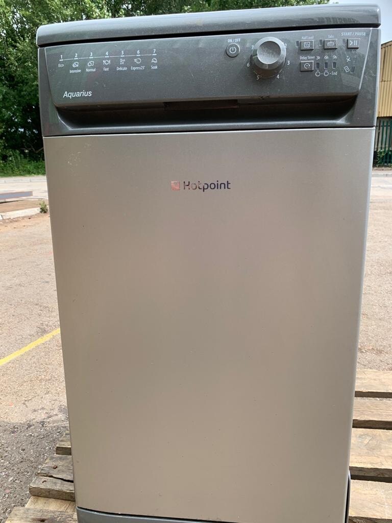 hotpoint slimline dishwasher graphite